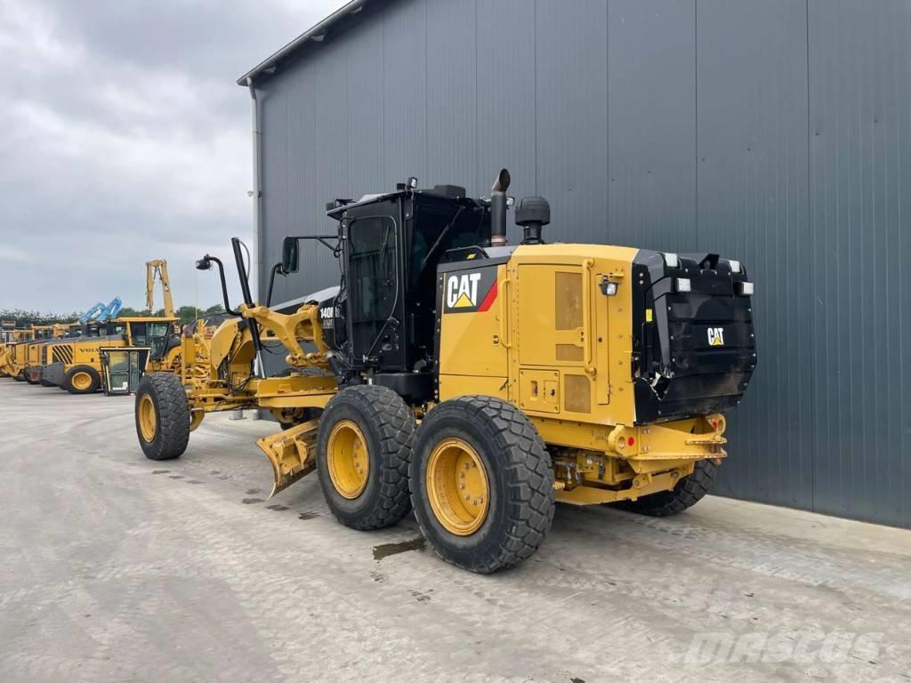 CAT 140M3 AWD Grederji