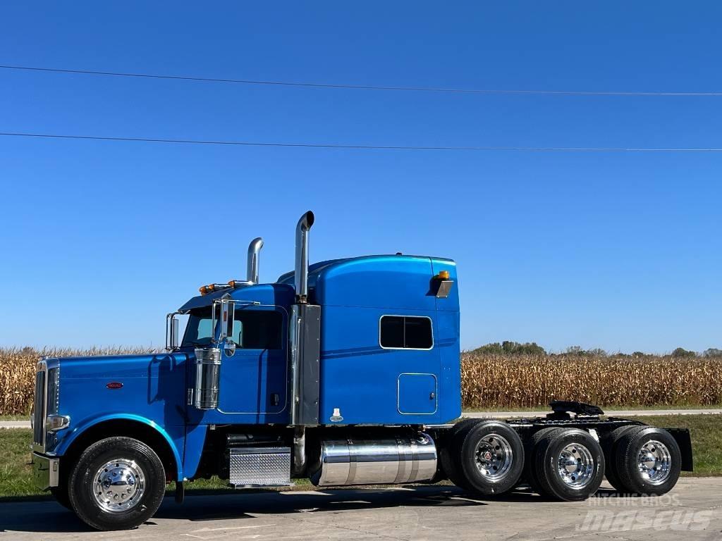 Peterbilt 388 Vlačilci