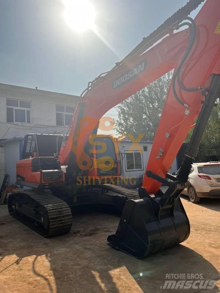 Doosan DX300LC-9C Bagri goseničarji
