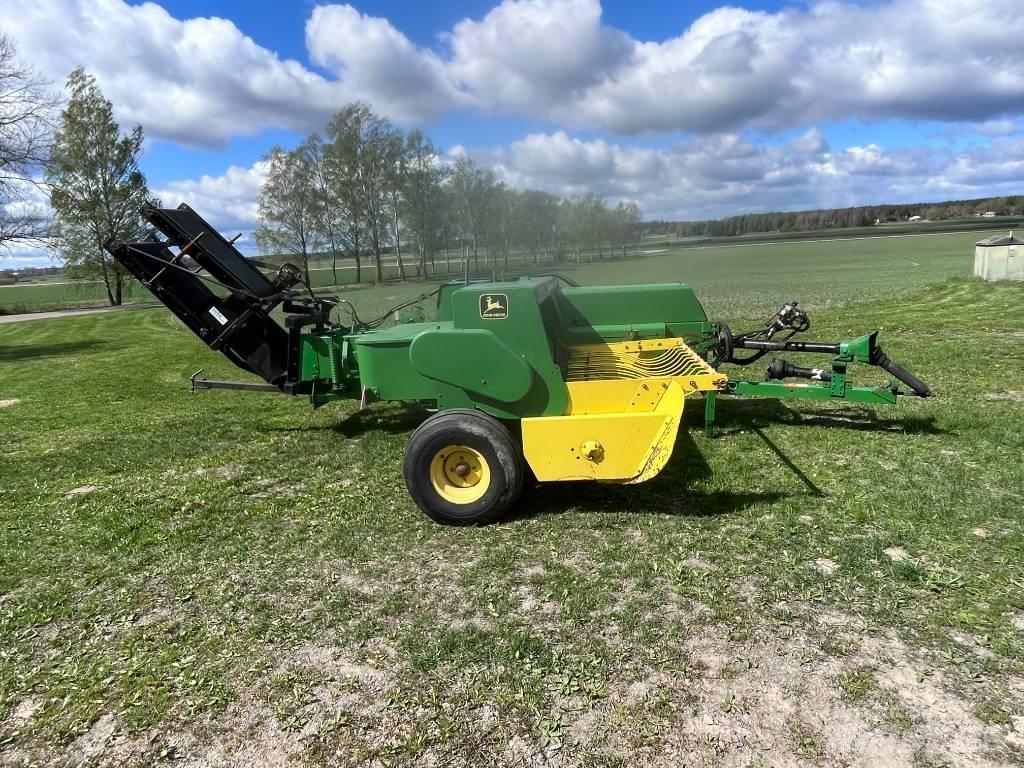 John Deere 359 Balirke (kvadratne bale)