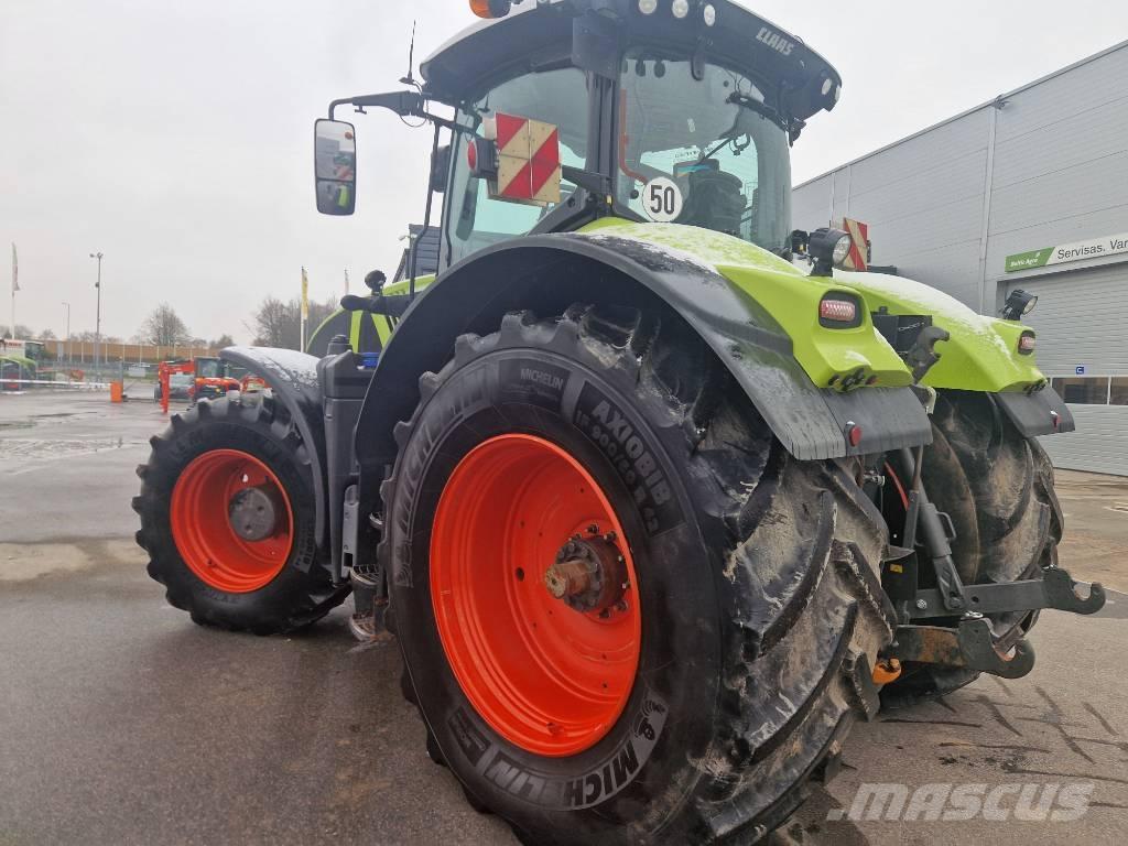 CLAAS Axion 960 Traktorji