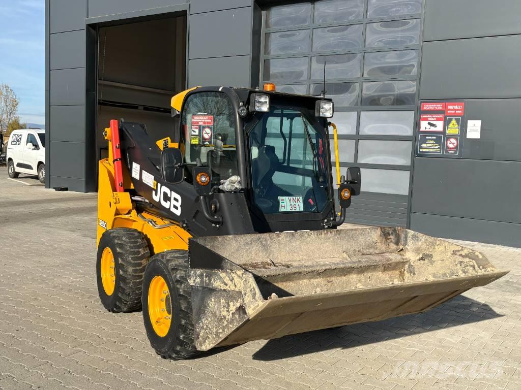 JCB 250 T4 Mini nakladalci