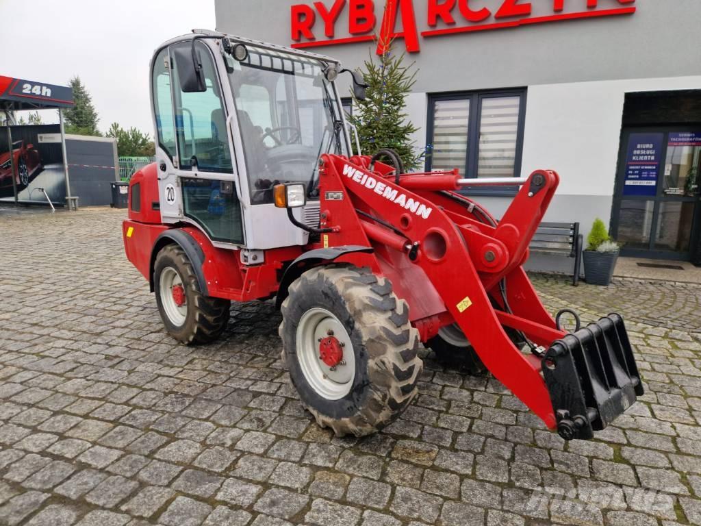 Weidemann 3070CX80 Kolesni nakladalci