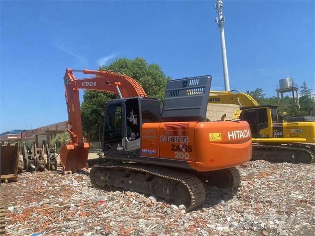 Hitachi ZX200-3G Bagri goseničarji