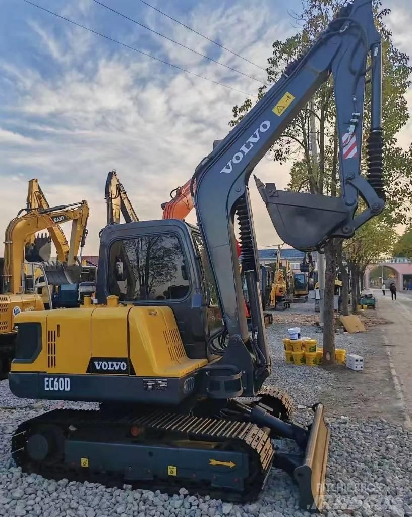 Volvo EC 60 Bagri goseničarji