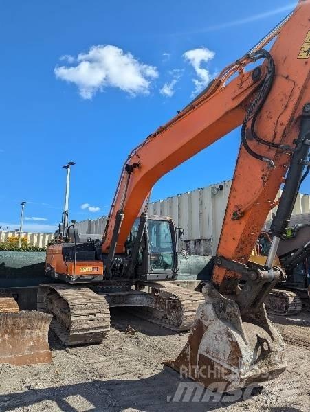 Doosan DX 300 LC-5 Bagri goseničarji