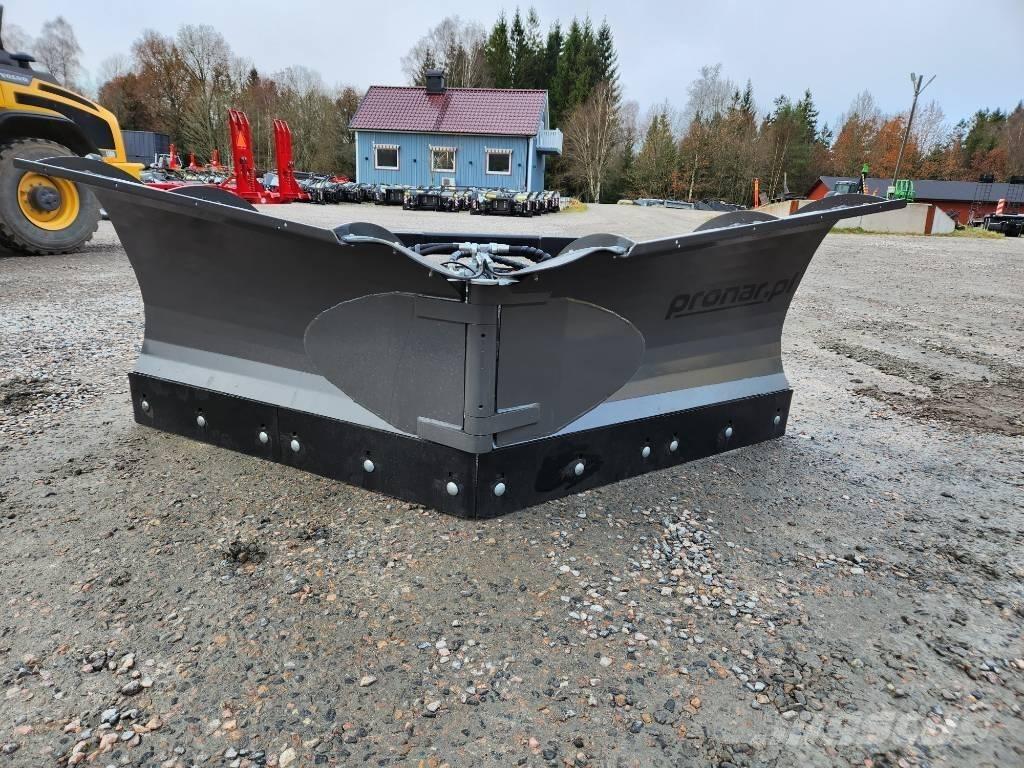 Pronar PUV 3000 M Snežne deske in plugi