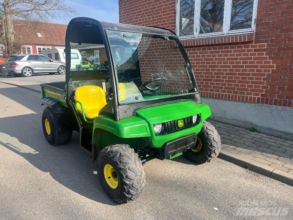 John Deere Gator TS Pomožni stroji