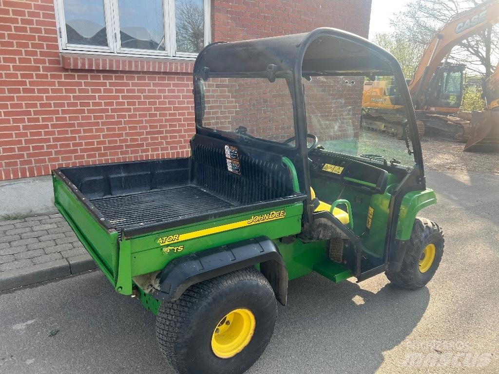 John Deere Gator TS Pomožni stroji