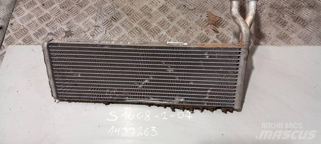 Scania R 420.  1437263 Radiatorji