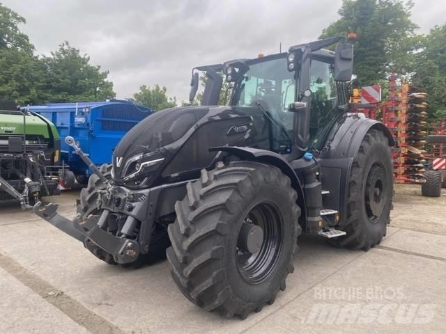 Valtra Q 305 Traktorji