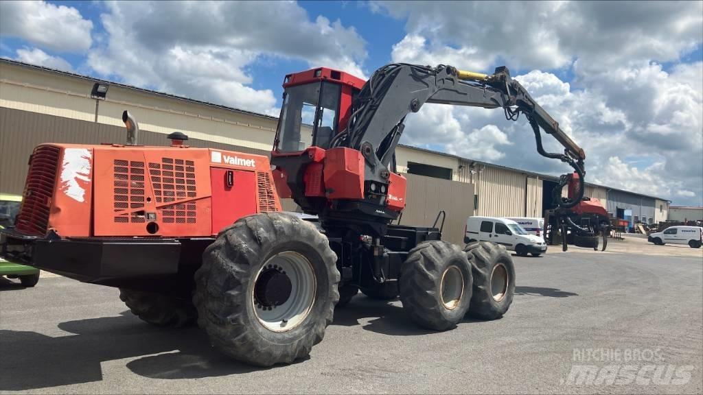Valmet 941 Harvesterji