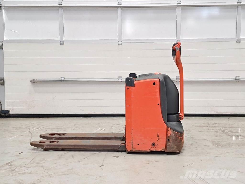 Linde T16L Električni nizko dvižni viličar
