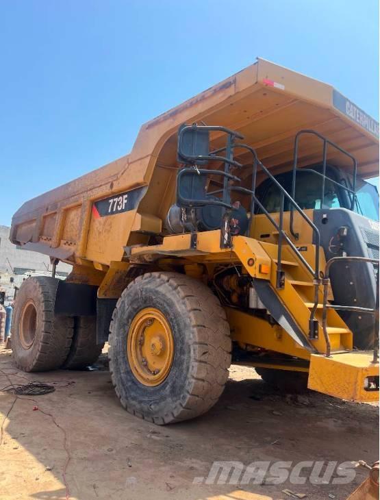 CAT 773 E Togi demperi