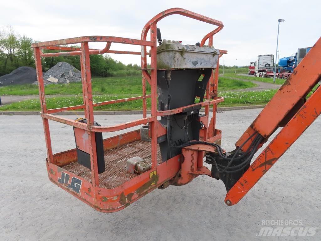 JLG 800 AJ Zglobne dvižne ploščadi