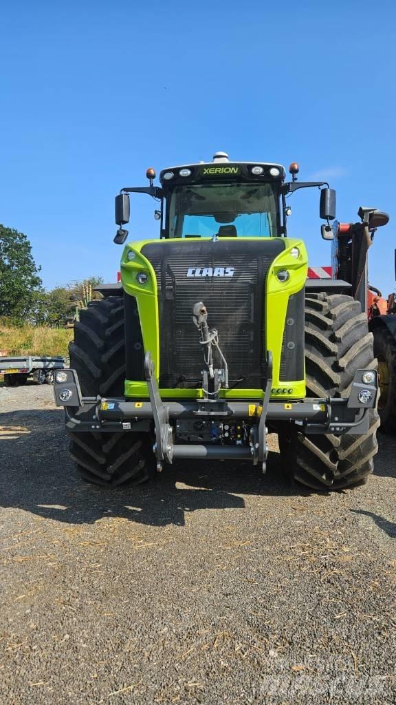 CLAAS Xerion 5000 VC Traktorji