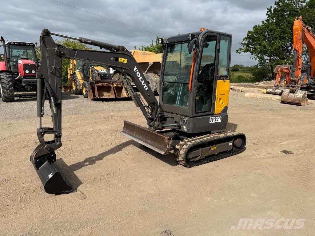 Volvo ECR 25 D Mini bagri <7t
