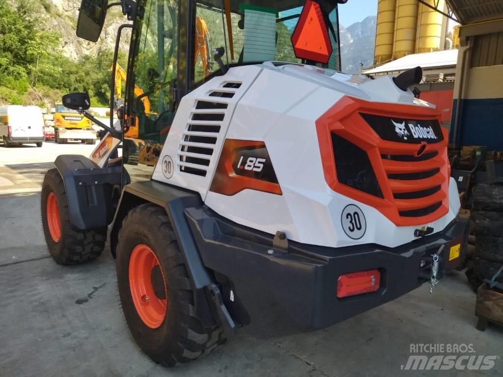 Bobcat L 85 Kolesni nakladalci