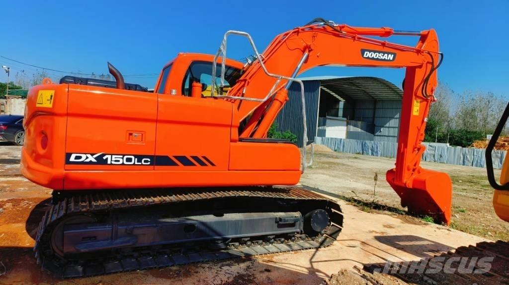 Hitachi ZX 210 Bagri goseničarji