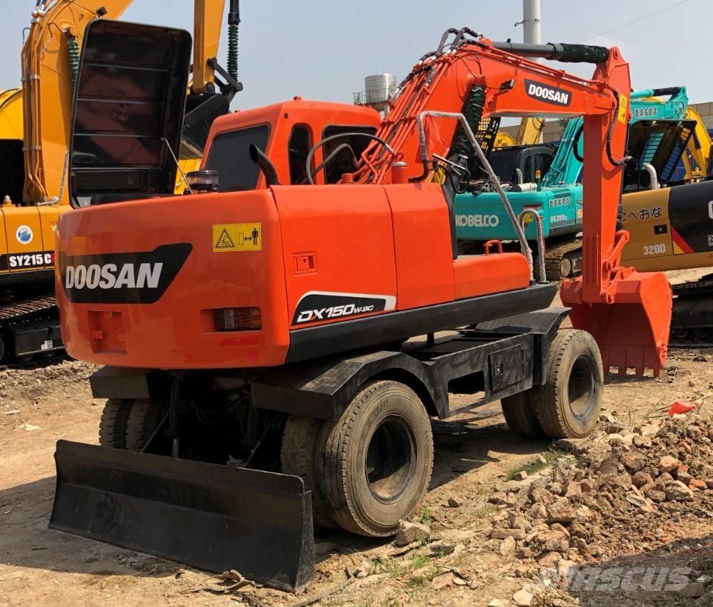 Doosan DX150W Bagri na kolesih