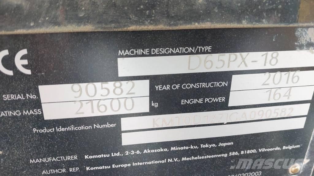 Komatsu D 65 PX-18 Buldožerji goseničarji