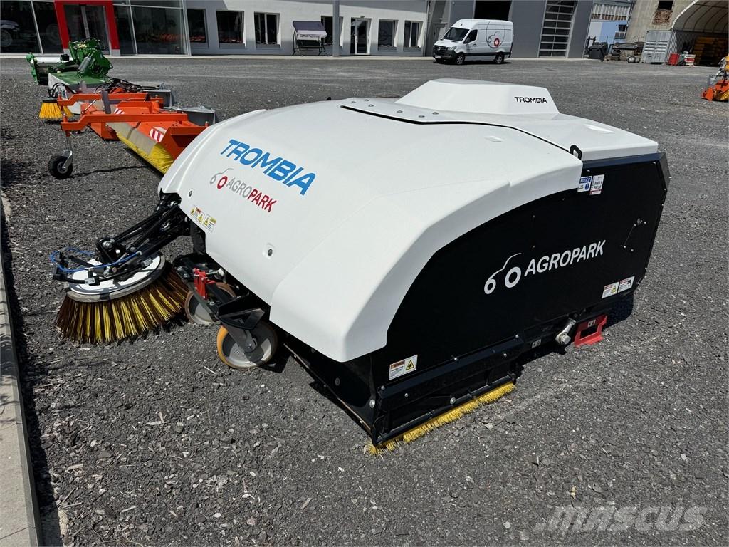  TROMBIA 220 Metle
