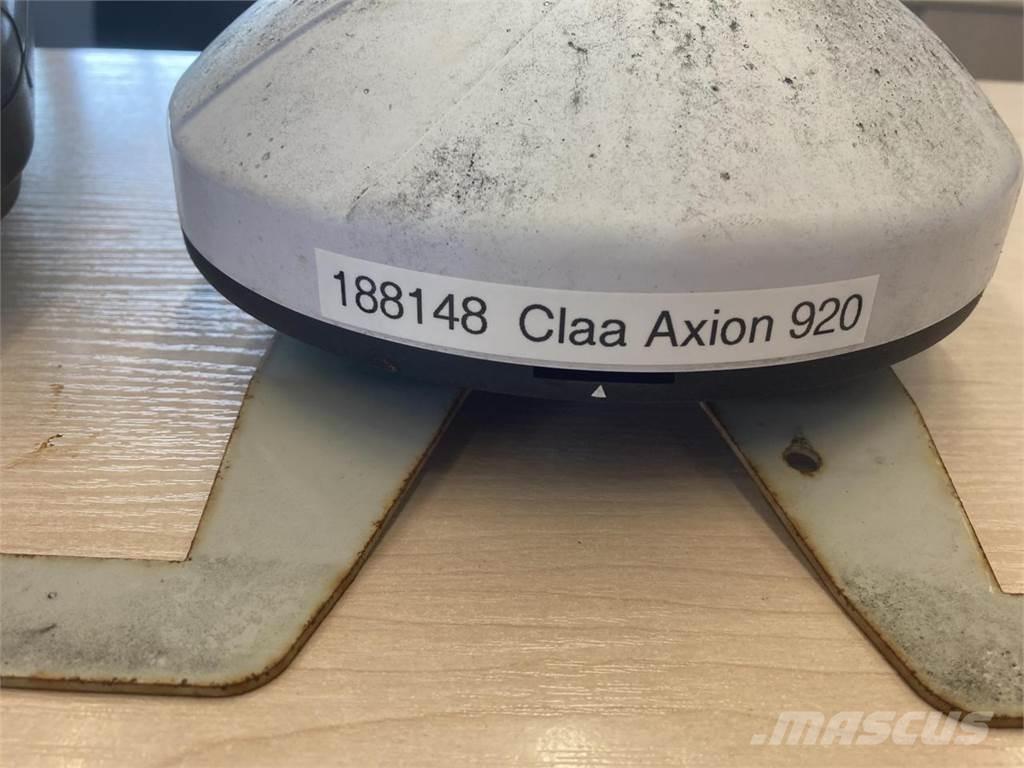 CLAAS Axion 920 Traktorji