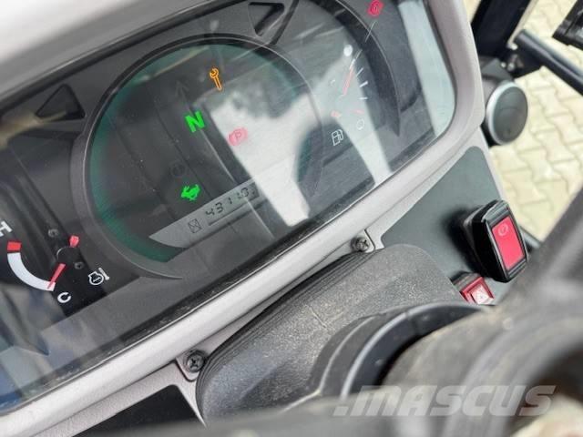 Kubota R 090 Kolesni nakladalci