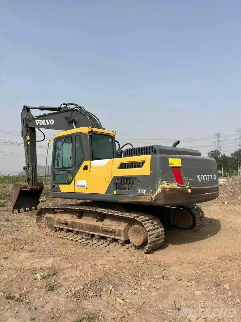 Volvo EC 210 Bagri goseničarji