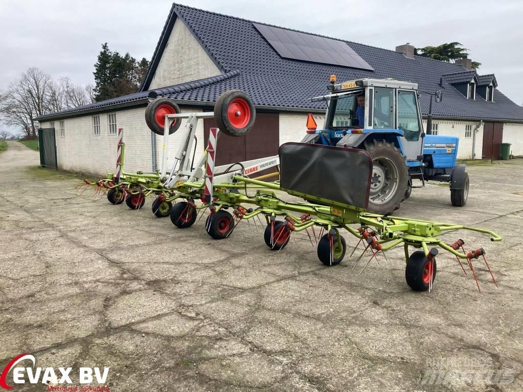 CLAAS Volto 870 T Obračalniki in zgrabljalniki