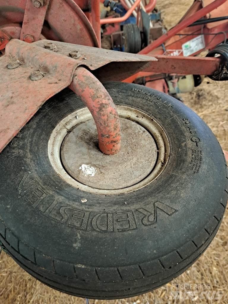 Kuhn GF8501 MH Obračalniki in zgrabljalniki