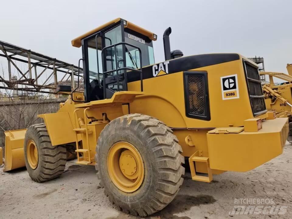 CAT 938G Kolesni nakladalci