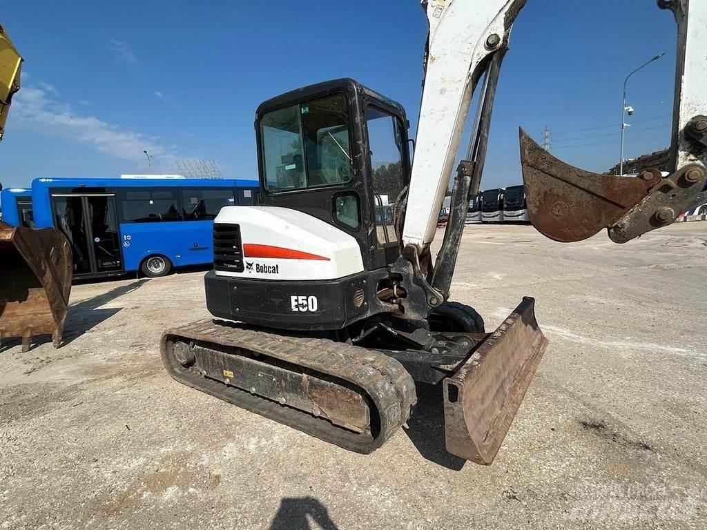 Bobcat E50 Mini bagri <7t