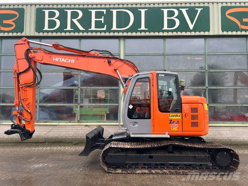 Hitachi ZX 135 US Bagri goseničarji