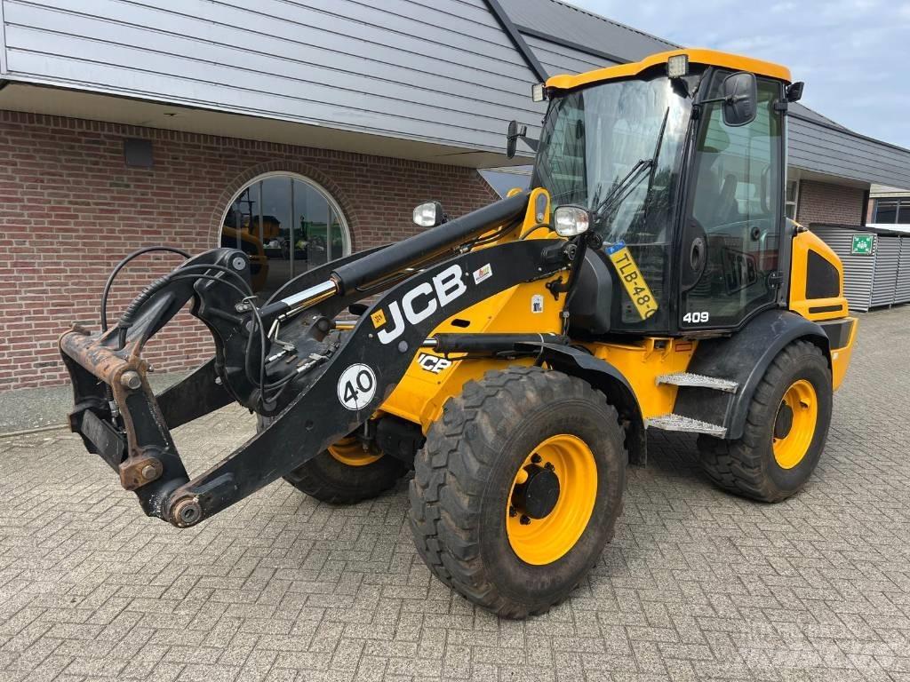 JCB 409 Agri shovel Kolesni nakladalci