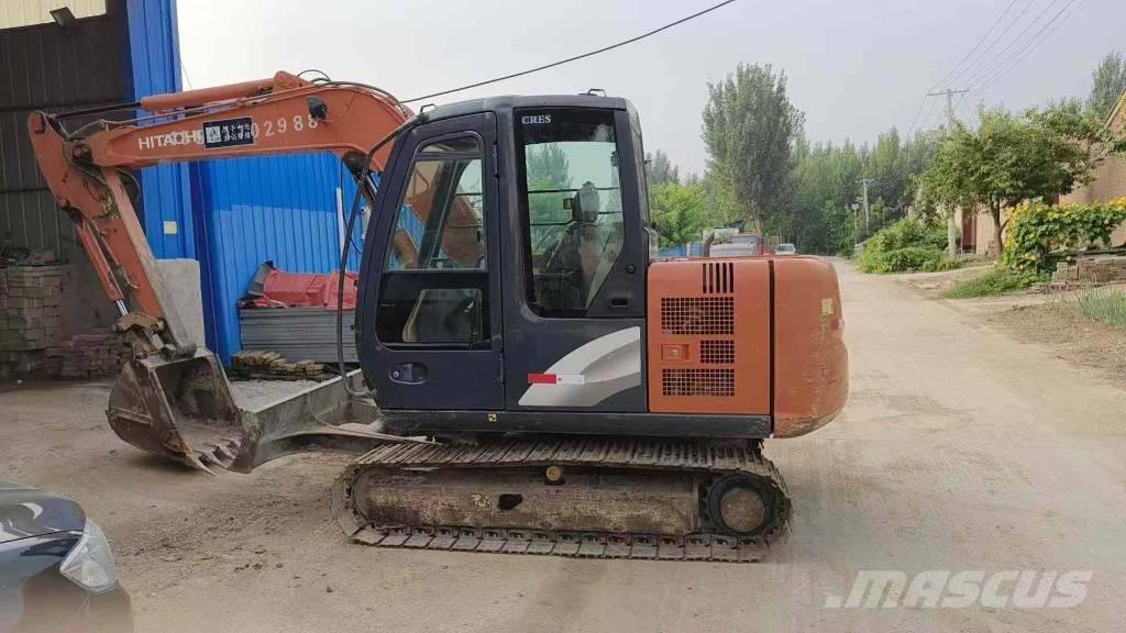 Hitachi Zaxis 60 Bagri goseničarji