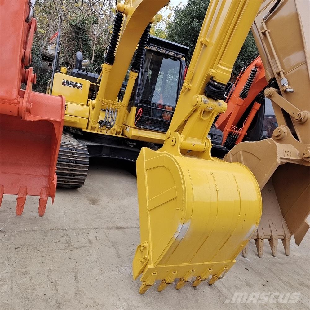 Komatsu PC 130 Bagri goseničarji