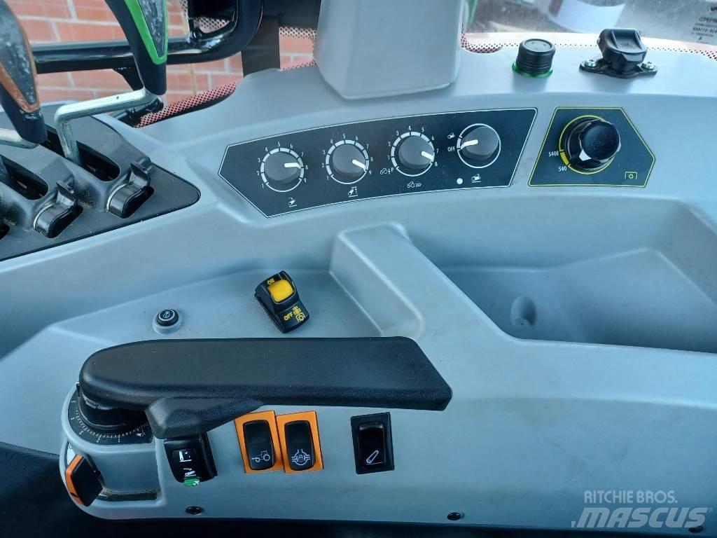 Valtra A 134 Traktorji