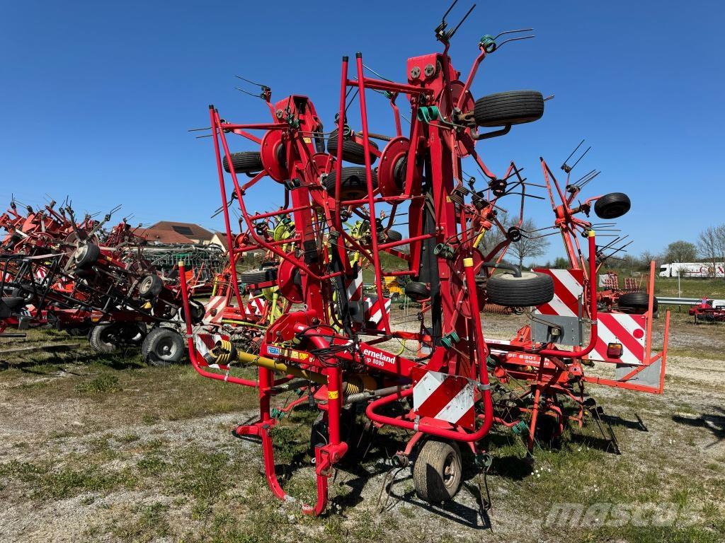 Kverneland 8090 Obračalniki in zgrabljalniki