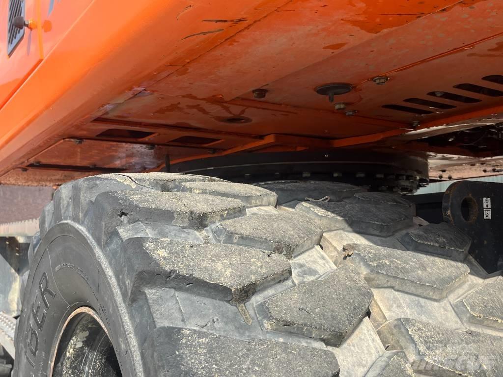 Doosan DX 160 W-3 Bagri na kolesih