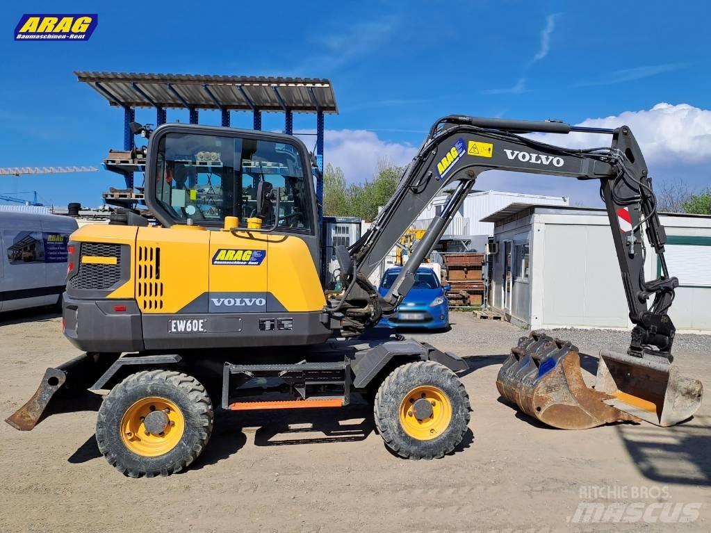 Volvo EW 60 E Bagri na kolesih