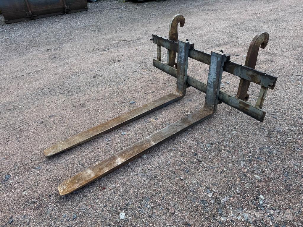 LM Trac 680 Pomožni stroji