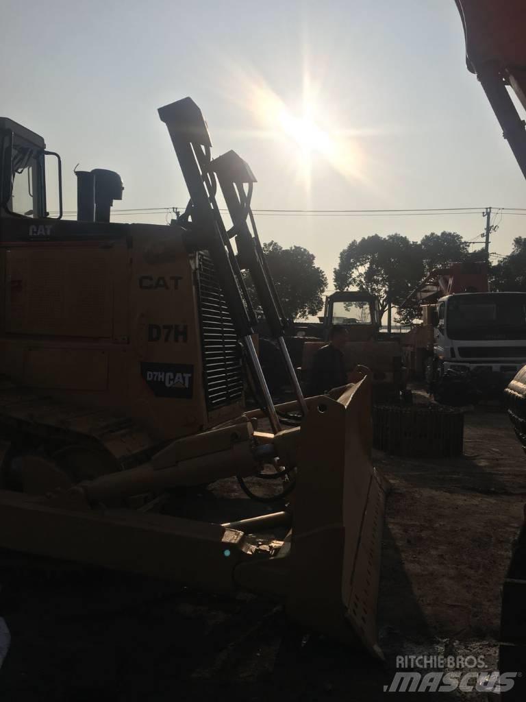 CAT D7H Buldožerji goseničarji