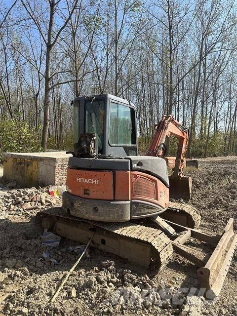 Hitachi ZX50 Bagri goseničarji