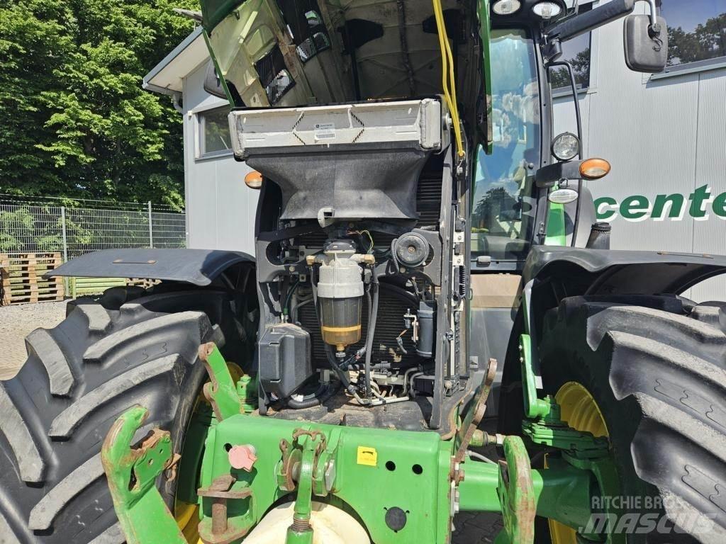 John Deere 6210R Traktorji