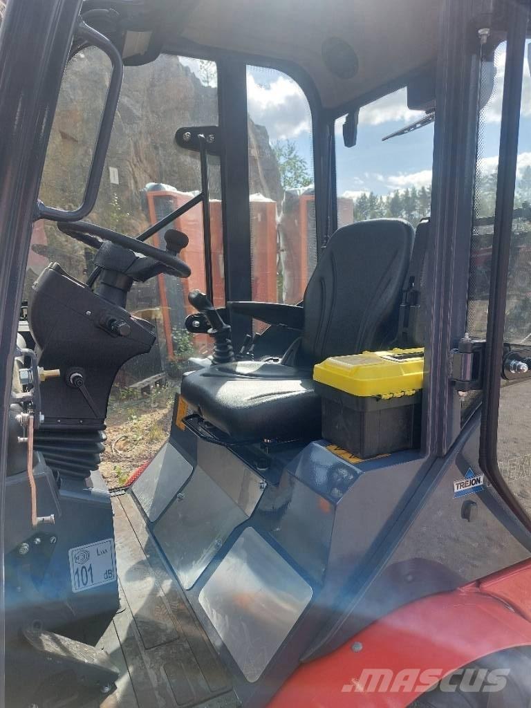 Flexi Trac 1226 cab Traktorji