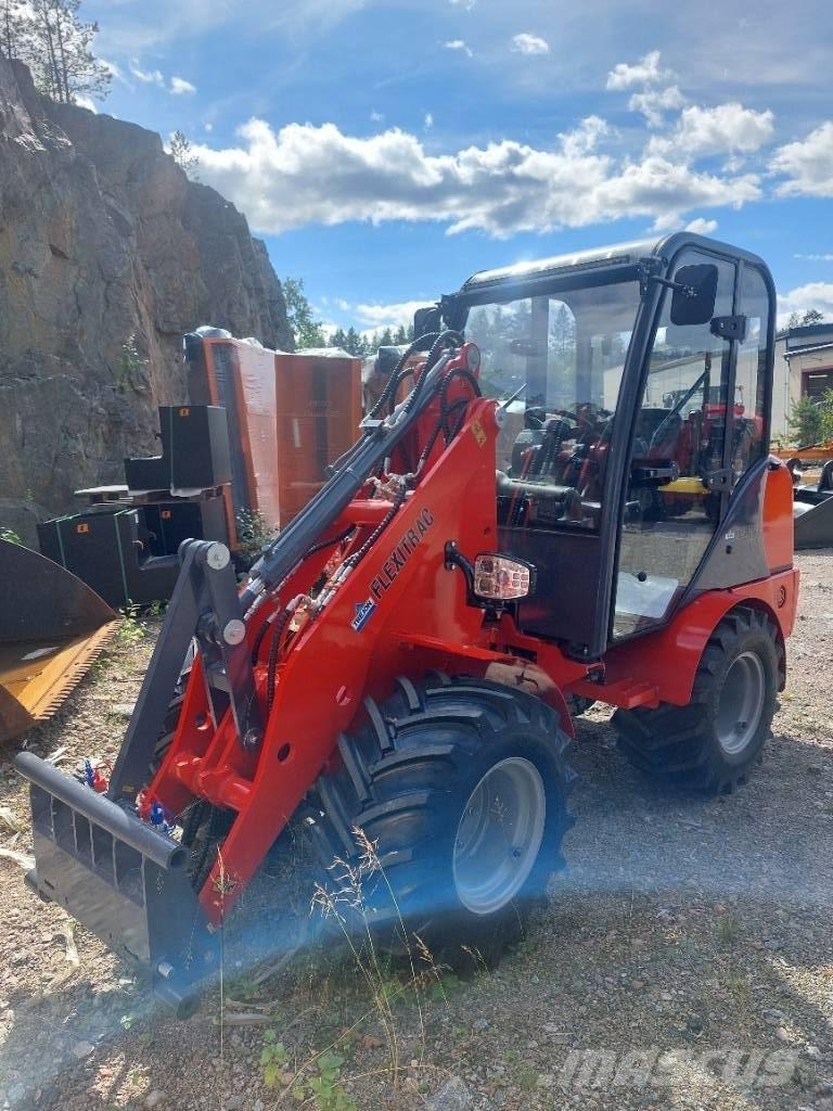 Flexi Trac 1226 cab Traktorji