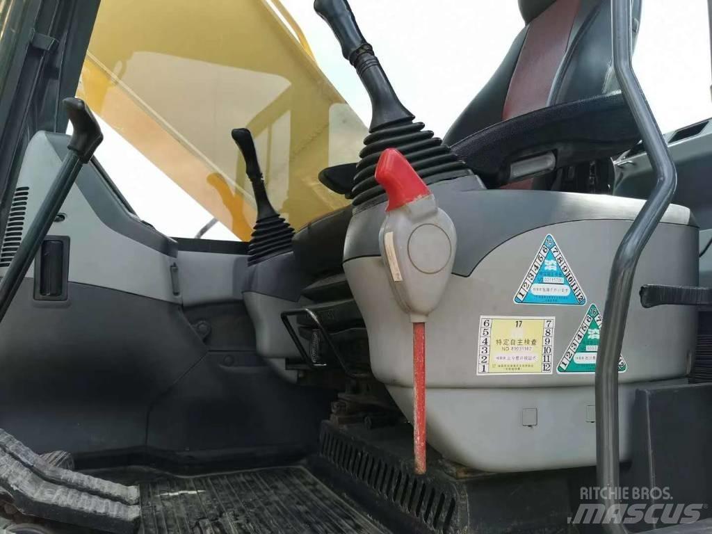 Komatsu PC 200 Bagri goseničarji