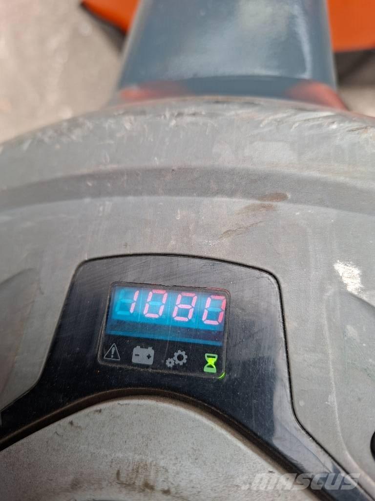 BT LWE 160 Električni nizko dvižni viličar