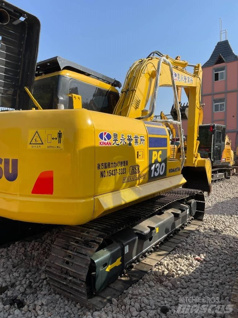 Komatsu 130-7 Bagri goseničarji